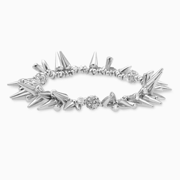Stella & Dot Jewelry - Stella and Dot silver Renegade Bracelet- NIB Stella & Dot Jewelry - Stella and Dot silver Renegade Bracelet- NIB